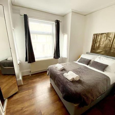 Evo Green Gravesend 2 Bed Apartment - 2 Mins Stn Town Centre Bagian luar foto